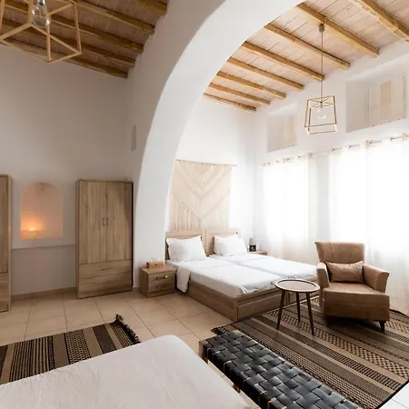 The Famous House Mykonos Апартаменты *